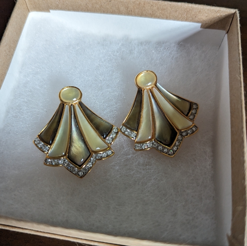 Vintage Butler Clip On Earrings